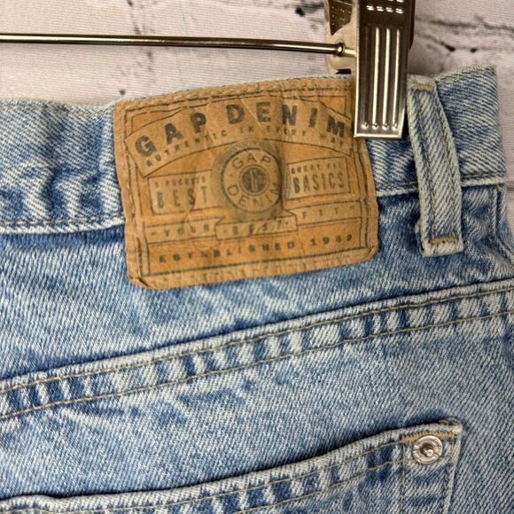 Vintage Gap Loose Fit Cuffed Jean Shorts Y2K Button Fly Size Size 12 C - Picture 9 of 11